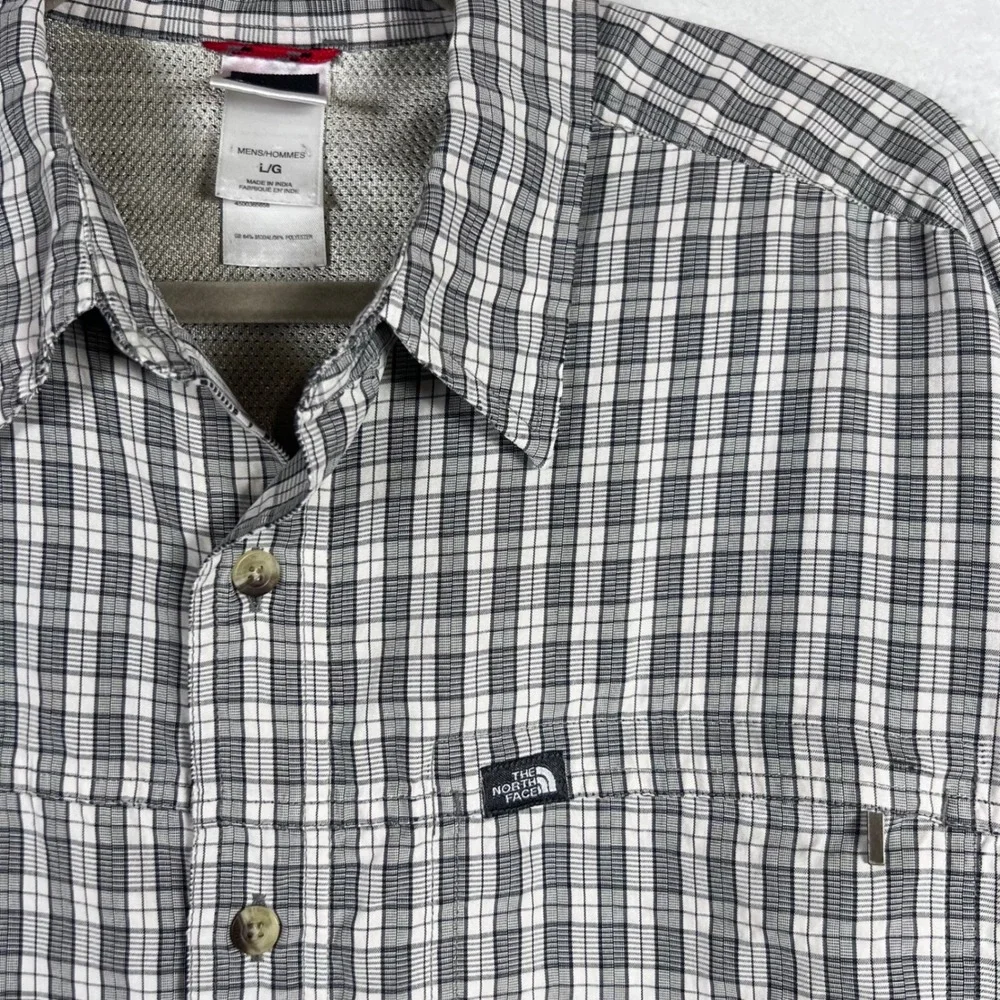 The North Face Mens Plaid Long Sleeve Button Down Grey‎ White Modal Poly Large